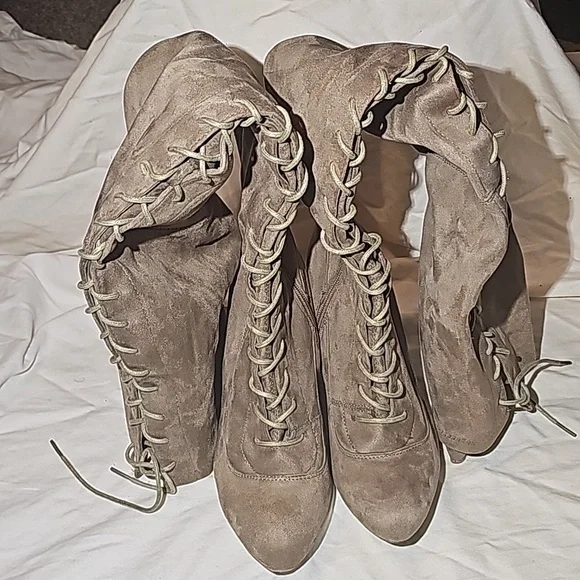 Wild Diva Tall Taupe Boot - Picture 8 of 13